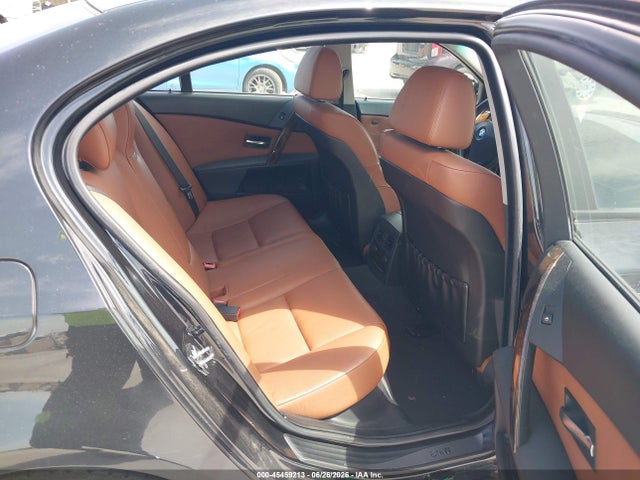 2006 Bmw 530i მანქანა იყიდება აუქციონზე, vin: WBANE73546CM37141, აუქციონის ნომერი: 45459213