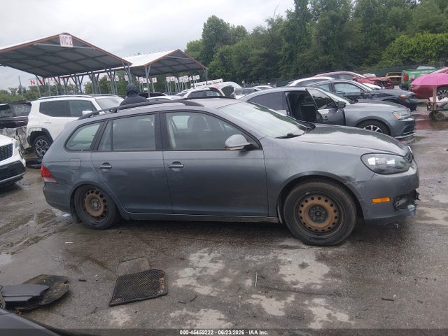 2014 Volkswagen Jetta Sportwagen 2.5l S მანქანა იყიდება აუქციონზე, vin: 3VWKP7AJ3EM600923, აუქციონის ნომერი: 45459222