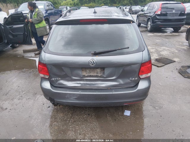 2014 Volkswagen Jetta Sportwagen 2.5l S მანქანა იყიდება აუქციონზე, vin: 3VWKP7AJ3EM600923, აუქციონის ნომერი: 45459222