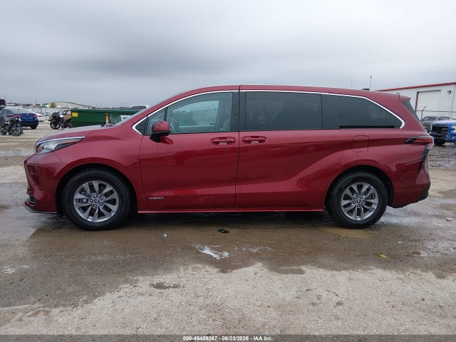 Toyota SIENNA LE 2021 5TDKRKECXMS043146 Image 14