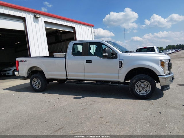 1FT7X2B60JEC83950 Ford F-250 Lariat/xl/xlt