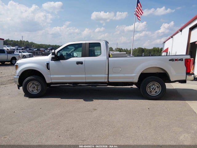 1FT7X2B60JEC83950 Ford F-250 Lariat/xl/xlt