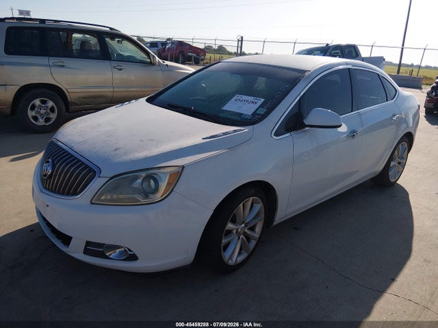 Buick Verano 2014 1G4PP5SK9E4157950 Image 2