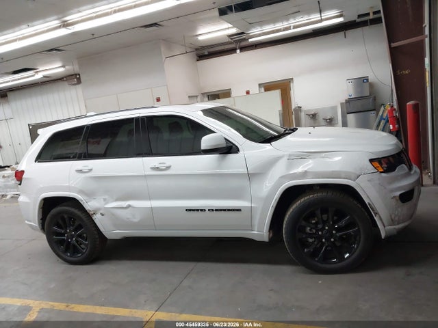 1C4RJEAG9LC317176 Jeep Grand Cherokee Altitude 4x2