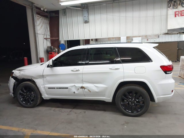 1C4RJEAG9LC317176 Jeep Grand Cherokee Altitude 4x2