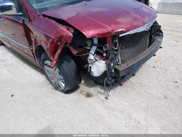 Продажа на аукционе авто 2010 Chrysler Town & Country New Limited, vin: 2A4RR7DX2AR403976, номер лота: 45459354