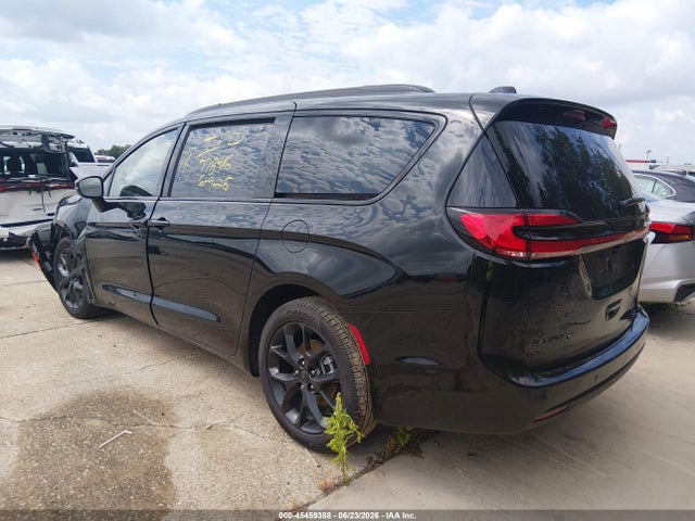 Chrysler Pacifica 2027 2C4RC1GG2VR557254 Image 3