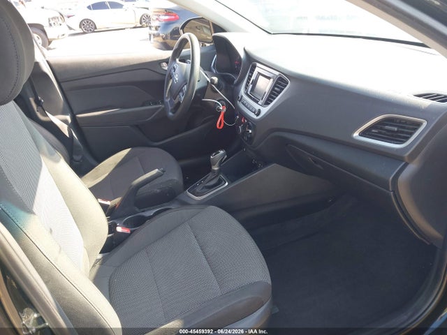 3KPC24A34KE042379 Hyundai ACCENT SE