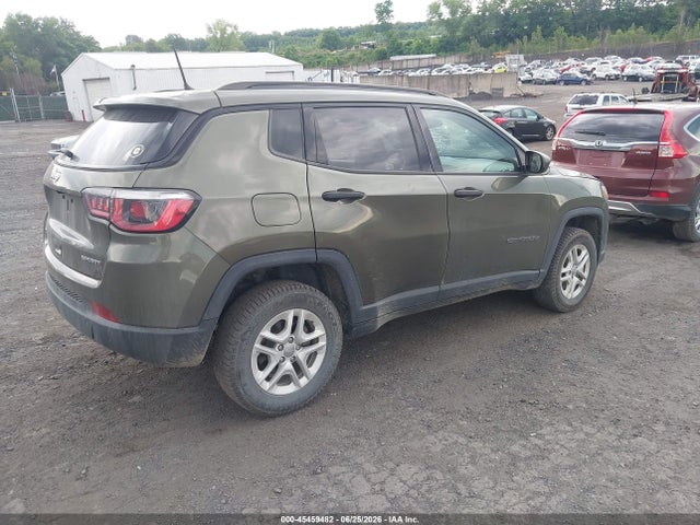 45459482 :رقم المزاد ، 3C4NJDAB0JT399944 vin ، 2018 Jeep Compass Sport 4x4 مزاد بيع