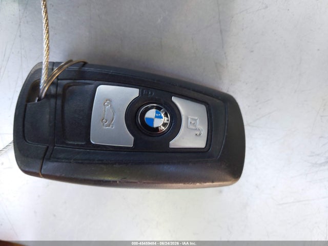 45459484 :رقم المزاد ، WBA3B3C55FF547509 vin ، 2015 Bmw 328i Xdrive مزاد بيع