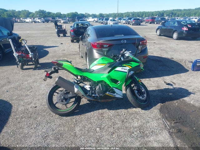 45459530 :رقم المزاد ، ML5EXGH17SDA45937 vin ، 2025 Kawasaki Ex500 H مزاد بيع