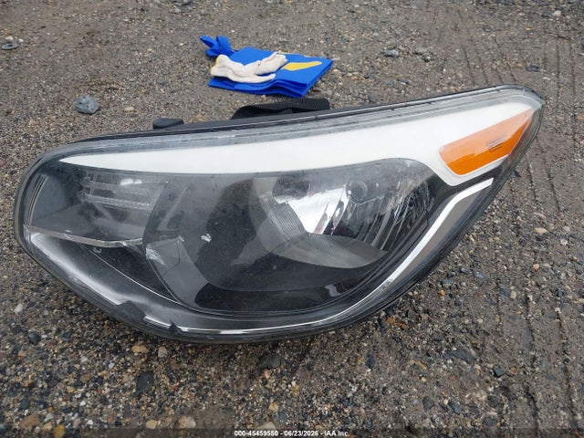 45459550 :رقم المزاد ، KNDJP3A5XF7218653 vin ، 2015 Kia Soul + مزاد بيع