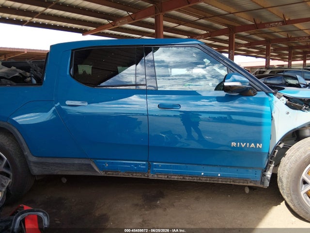 Продажа на аукционе авто 2023 Rivian R1t Adventure Quad Motor Large Pack, vin: 7FCTGAAA3PN018022, номер лота: 45459572