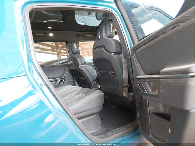 Продажа на аукционе авто 2023 Rivian R1t Adventure Quad Motor Large Pack, vin: 7FCTGAAA3PN018022, номер лота: 45459572