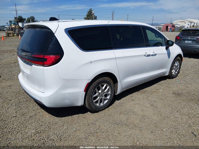 2C4RC1BG3SR540546 Chrysler Pacifica Select