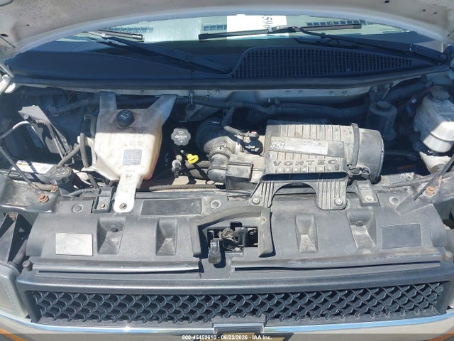 Chevrolet Express 2500 Work Van 2018 1GCWGAFG8J1340444 Image 10