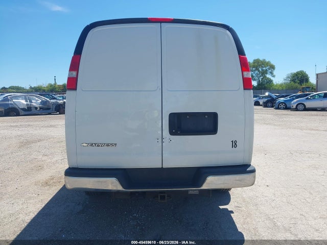 Chevrolet Express 2500 Work Van 2018 1GCWGAFG8J1340444 Image 16
