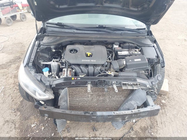 Продаж на аукціоні авто 2017 Hyundai Elantra Se, vin: KMHD74LF4HU078124, номер лоту: 45459651