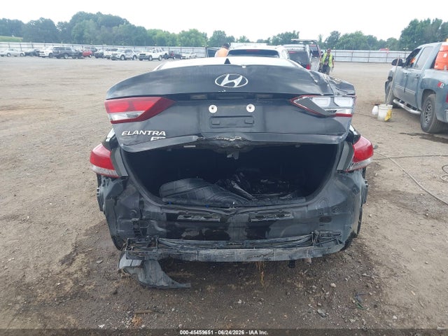 Продаж на аукціоні авто 2017 Hyundai Elantra Se, vin: KMHD74LF4HU078124, номер лоту: 45459651