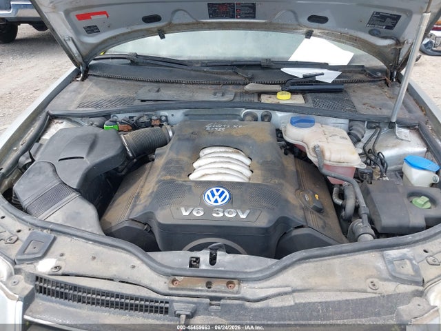 2003 Volkswagen Passat Glx მანქანა იყიდება აუქციონზე, vin: WVWRH63B73P206234, აუქციონის ნომერი: 45459663