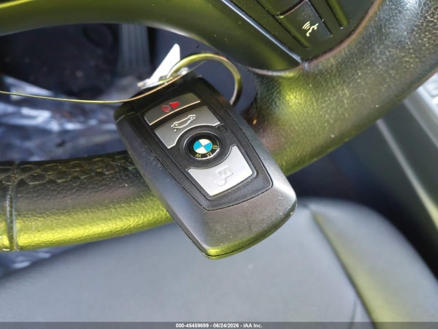45459699 :رقم المزاد ، WBA8E1G57GNT36010 vin ، 2016 Bmw 320i مزاد بيع