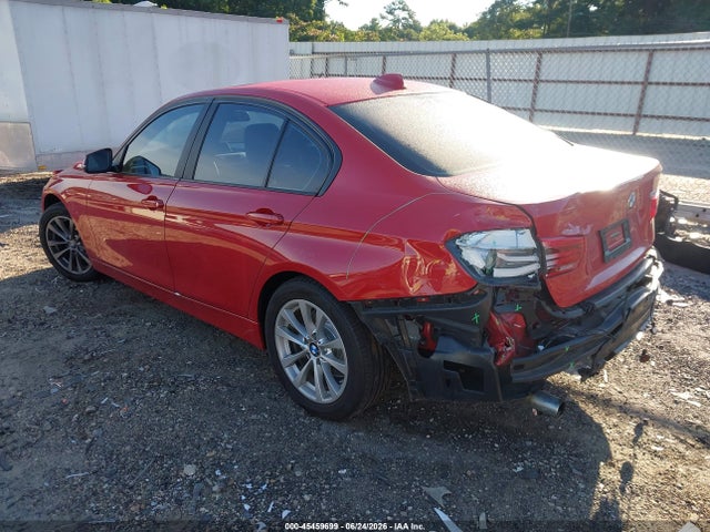 45459699 :رقم المزاد ، WBA8E1G57GNT36010 vin ، 2016 Bmw 320i مزاد بيع