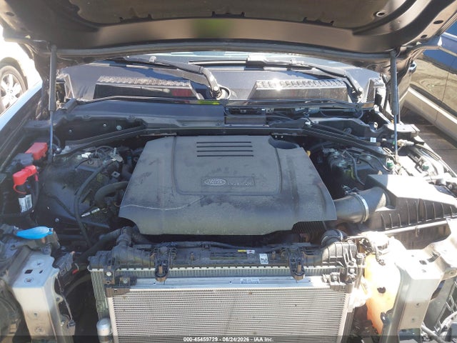 SALEJ7EX0S2357096 Land Rover Defender 110 P300