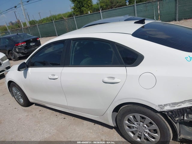 KIA FORTE FE 2021 3KPF24AD2ME285133 Image 14