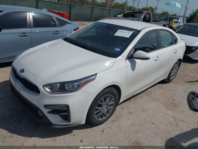 KIA FORTE FE 2021 3KPF24AD2ME285133 Image 2