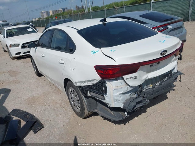 KIA FORTE FE 2021 3KPF24AD2ME285133 Image 3
