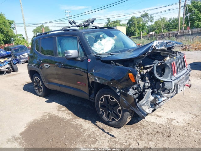 45459743 :رقم المزاد ، ZACCJBCT7GPD23073 vin ، 2016 Jeep Renegade Trailhawk مزاد بيع