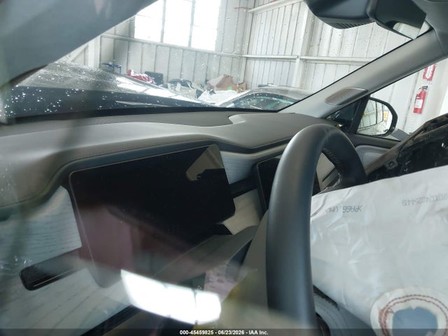 2025 Rivian R1s მანქანა იყიდება აუქციონზე, vin: 7PDSGCBP9SN060728, აუქციონის ნომერი: 45459825