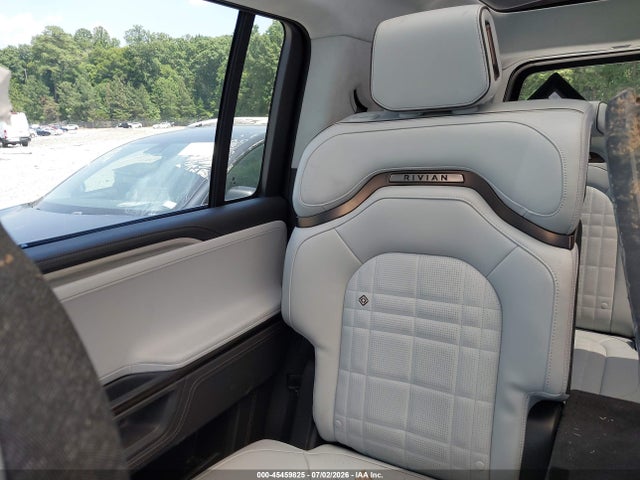 2025 Rivian R1s მანქანა იყიდება აუქციონზე, vin: 7PDSGCBP9SN060728, აუქციონის ნომერი: 45459825