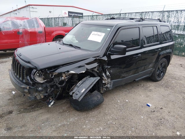 Jeep Patriot Altitude Edition 2015 1C4NJPBA1FD191009 Image 2