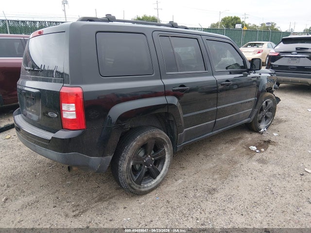 Jeep Patriot Altitude Edition 2015 1C4NJPBA1FD191009 Image 4