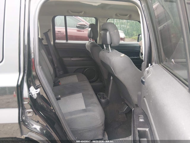 Jeep Patriot Altitude Edition 2015 1C4NJPBA1FD191009 Image 8