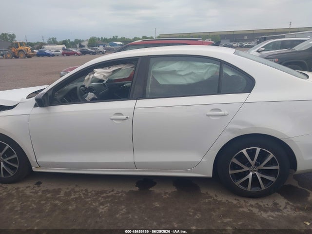 Продажа на аукционе авто 2016 Volkswagen Jetta 1.4t Se, vin: 3VWD67AJ9GM260790, номер лота: 45459859