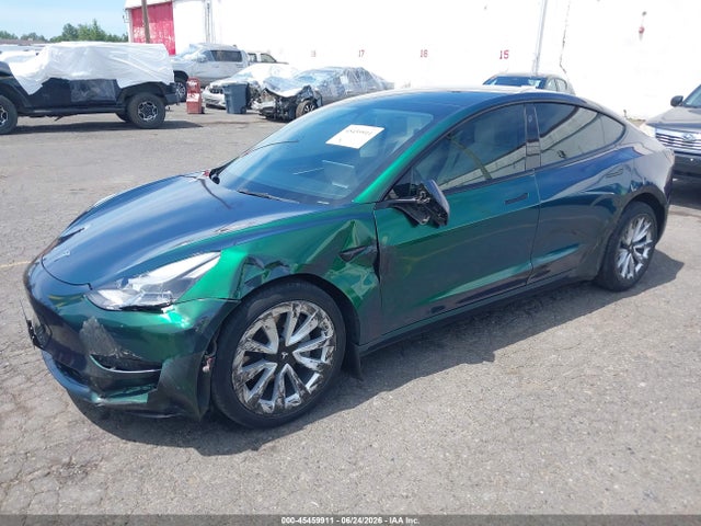 Tesla Model 3 Long Range Dual Motor All-wheel Drive 2022 5YJ3E1EB2NF276879 Image 2