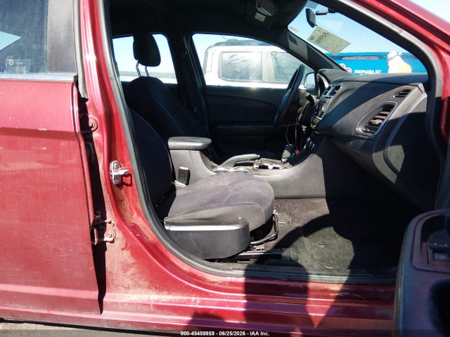 Chrysler 200 LX 2014 1C3CCBAB2EN230816 Image 5
