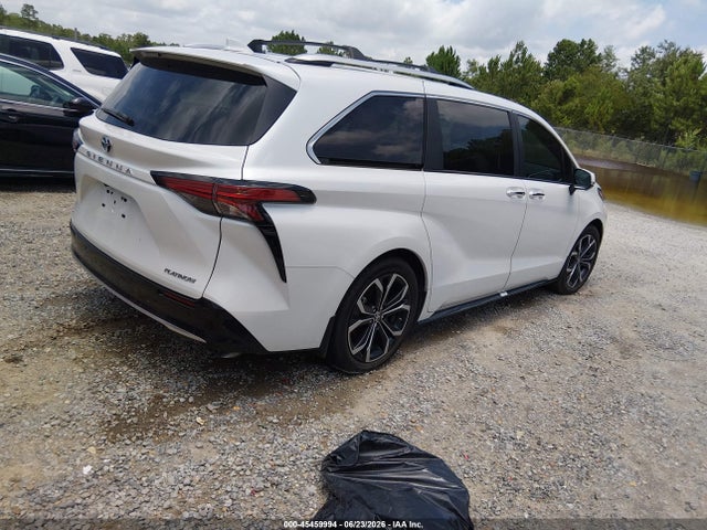 Toyota Sienna Platinum 2025 5TDERKECXSS254101 Image 4