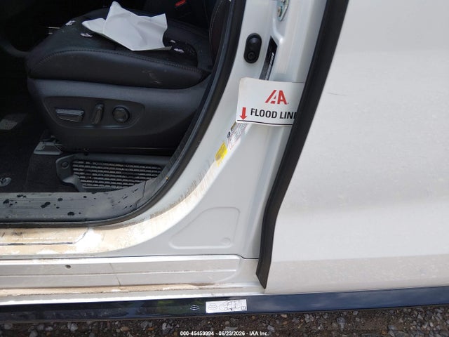 Toyota Sienna Platinum 2025 5TDERKECXSS254101 Image 6