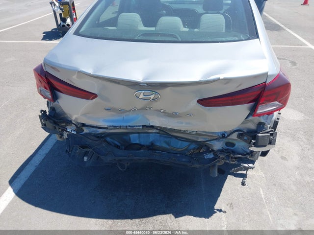 5NPD84LF1LH570727 Hyundai ELANTRA SEL