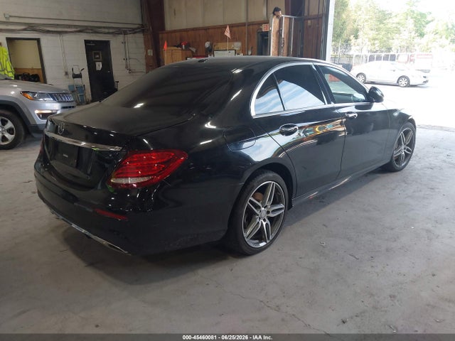 2017 Mercedes-benz E 300 4matic მანქანა იყიდება აუქციონზე, vin: WDDZF4KB7HA209811, აუქციონის ნომერი: 45460081