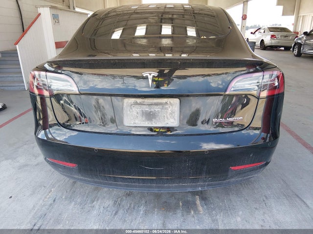 Tesla Model 3 Performance Dual Motor All-wheel Drive 2022 5YJ3E1EC5NF343290 Image 17