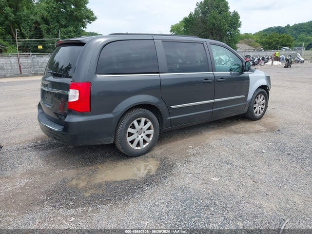 45460106 :رقم المزاد ، 2A4RR8DG2BR633735 vin ، 2011 Chrysler Town & Country Touring-l مزاد بيع
