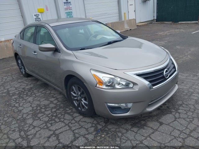 Auction sale of the 2015 Nissan Altima 2.5 S, vin: 1N4AL3AP9FC590396, lot number: 45460139