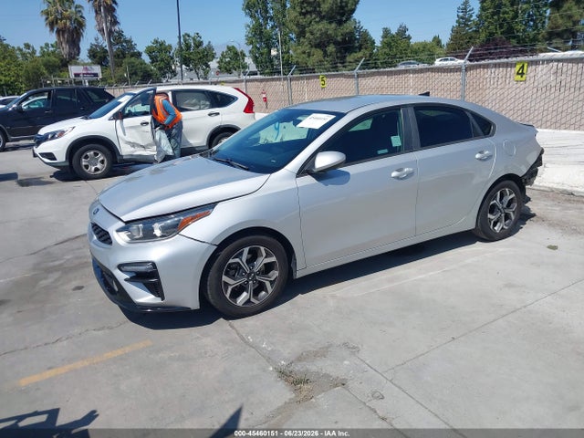 3KPF24AD1KE075622 KIA Forte Lxs
