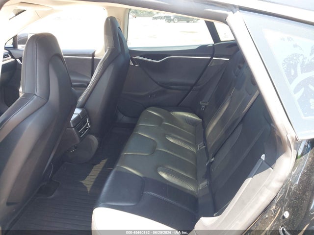 45460162 :رقم المزاد ، 5YJSA1CG2DFP20699 vin ، 2013 Tesla Model S مزاد بيع