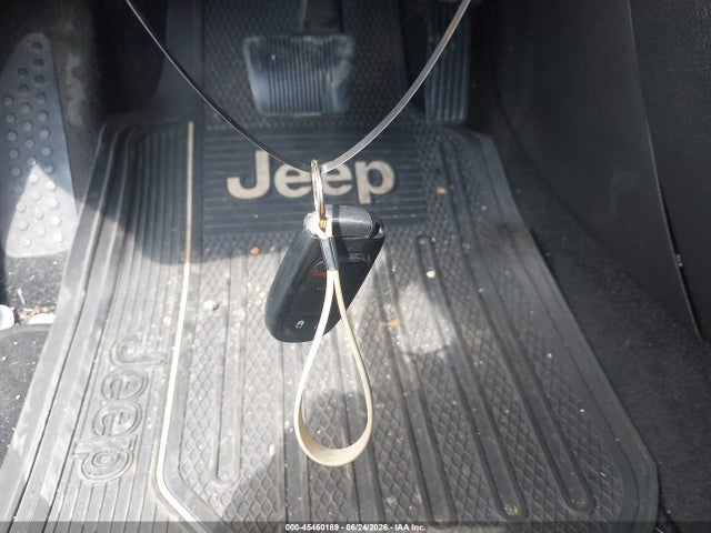 1C4PJLLBXKD318701 Jeep Cherokee Latitude Plus Fwd