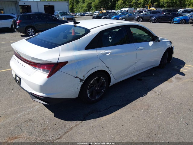 45460218 :رقم المزاد ، 5NPLM4AG7MH048334 vin ، 2021 Hyundai Elantra Sel مزاد بيع